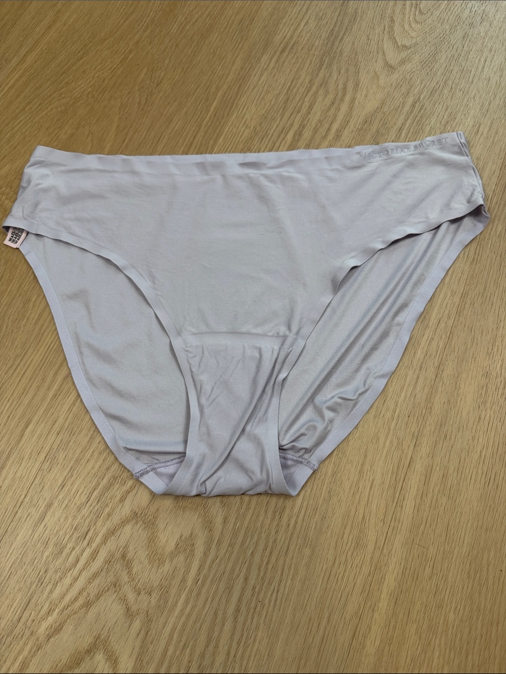 Victoria’s Secret No Show Bikini Panty L